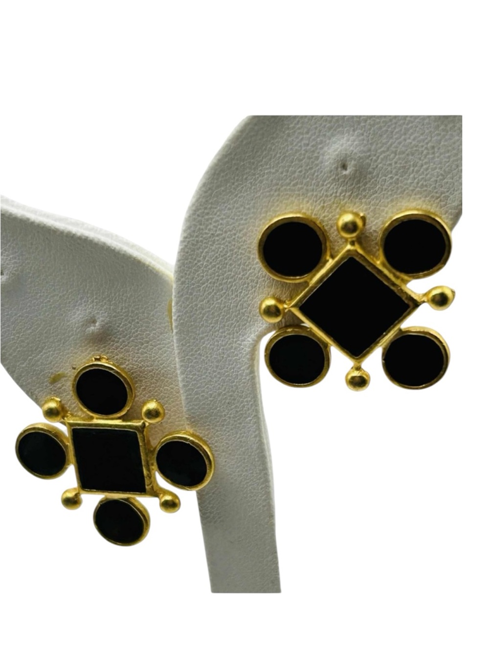 Fab Vintage 1980’s Maltese Cross Black Resin Earrings